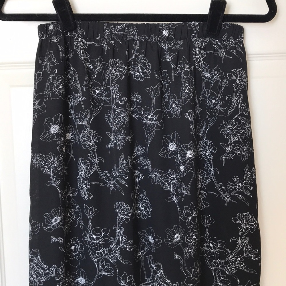 Black and White Floral Maxi shirt with slits!